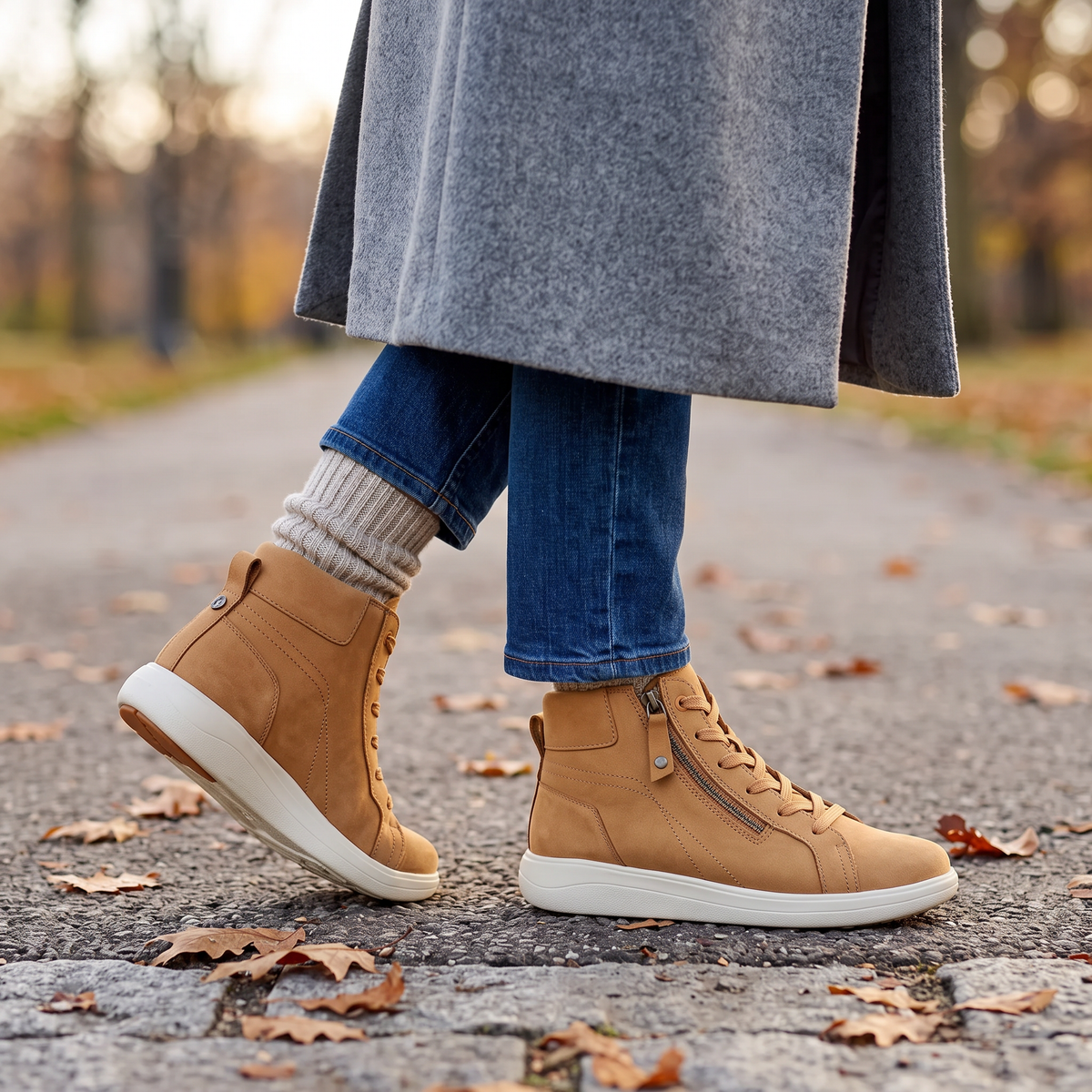 Kensington Orthotic Trainer Boot